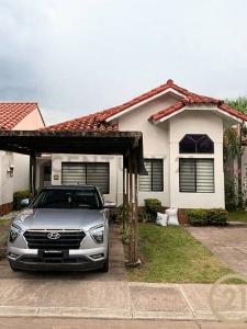 Condominio Fuerteventura, sobre 4to Anillo Roca y Coronado , Oeste, Santa Cruz 00001, Bolivia