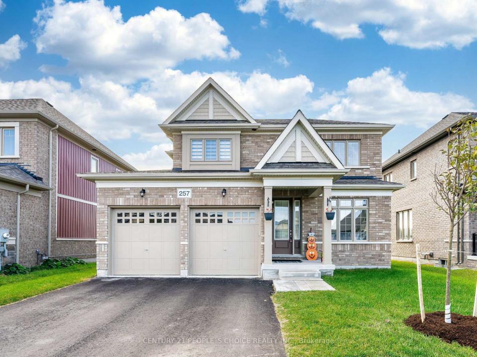 257 DUNCAN STREET, Clearview, Ontario L0M 1S0, Canada