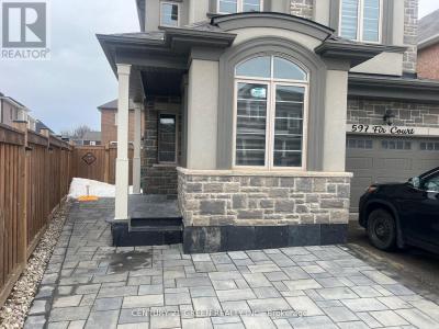 597 FIR COURT, Milton (cb Cobban), Ontario L9E 1M5, CANADÁ