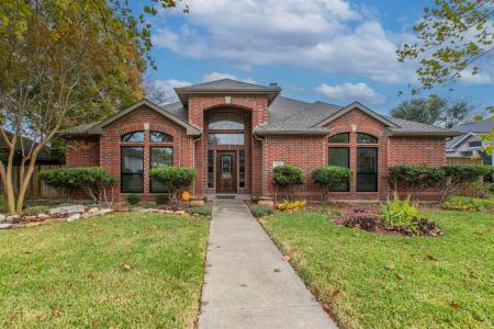 1416 Holveck Drive, Cedar Hill, Texas 75104, USA