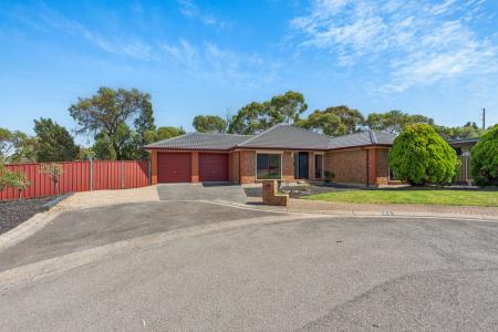 11 Parkgate Court, Onkaparinga Hills, SA 5163, Australia