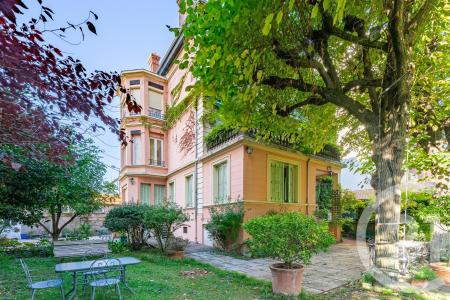 Villeurbanne, Rhône-Alpes 69100, France