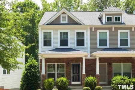 8761 Cypress Grove Run, Raleigh, Caroline Du Nord 27612, États-Unis