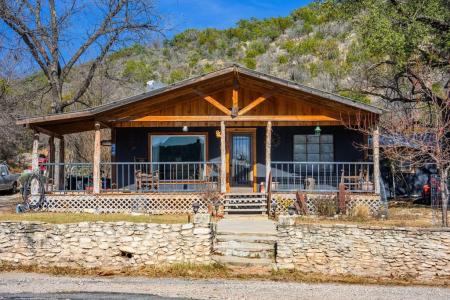 208 Hillside St, Junction, Texas 76849, USA