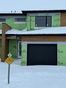 71 KOOTENAY WAY, Steinbach, Manitoba R5G 2Y1, Canada