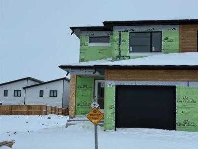75 KOOTENAY WAY, Steinbach, Manitoba R5G 2Y1, Canada