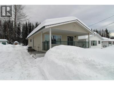 10 BLACKWATER CRESCENT, Mackenzie, Colombie-Britannique V0J 2C0, Canada