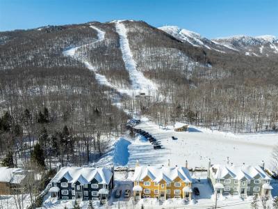 4923  Ch. du Parc, Orford, Quebec J1X 7N9, Canada