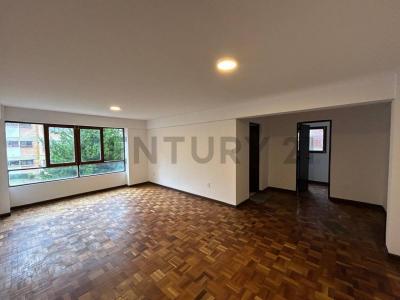 Calle 6 de los / Bloque 136 Piso 4 136, Los Pinos, La Paz NN, Bolivie