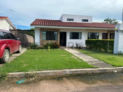 Urb. Colinas del Este , Este, Santa Cruz 12345, Bolivia