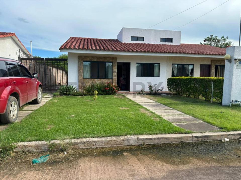 Urb. Colinas del Este , Este, Santa Cruz 12345, Bolivie