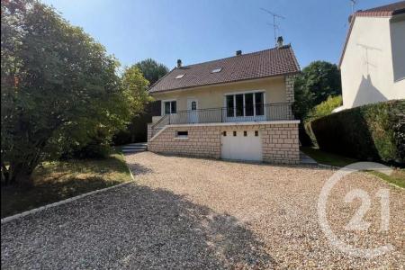 Le Mesnil St Denis, Île-de-France 78320, France