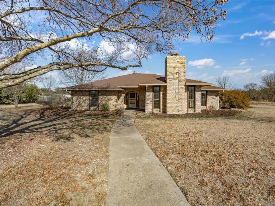 205 Rock Springs Court, Waxahachie, تكساس 75165, الولايات المتحدة