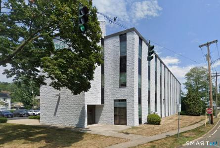 1100 Kings Highway Ea, Fairfield, Connecticut 06825, USA