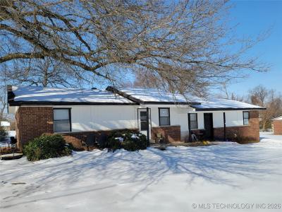 1919 N Maple Street, Sallisaw, 오클라호마 74955, 미국