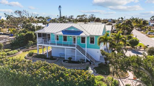 7091 Longboat Dr E, Longboat Key, Florida 34228, USA