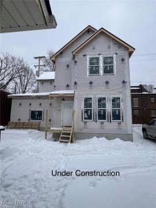 4213 Clinton Avenue, Cleveland, Ohio 44113, USA