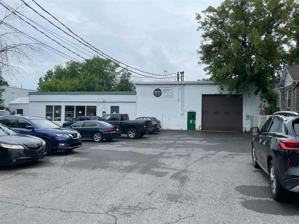 15739Y Rue de la Caserne, Montréal (L'Île-Bizard/Sainte-Geneviève), 퀘벡주 H9H 1G3, 캐나다