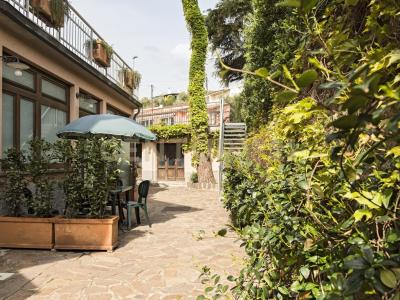 Via Cavour, Castiglione della Pescaia, Toscana 58043, Italy