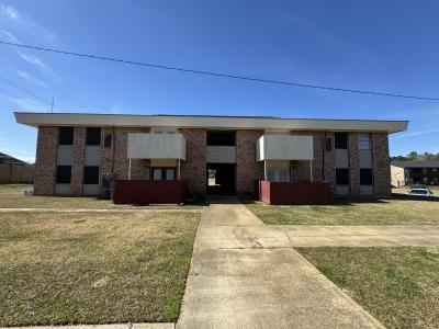 305 Greenbriar Bldg 1 apt 4, Deridder, Louisiane 70634, États-Unis