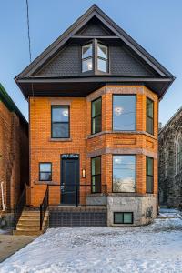 295 LOCKE STREET S, Hamilton, Ontario L8P 4C3, Kanada