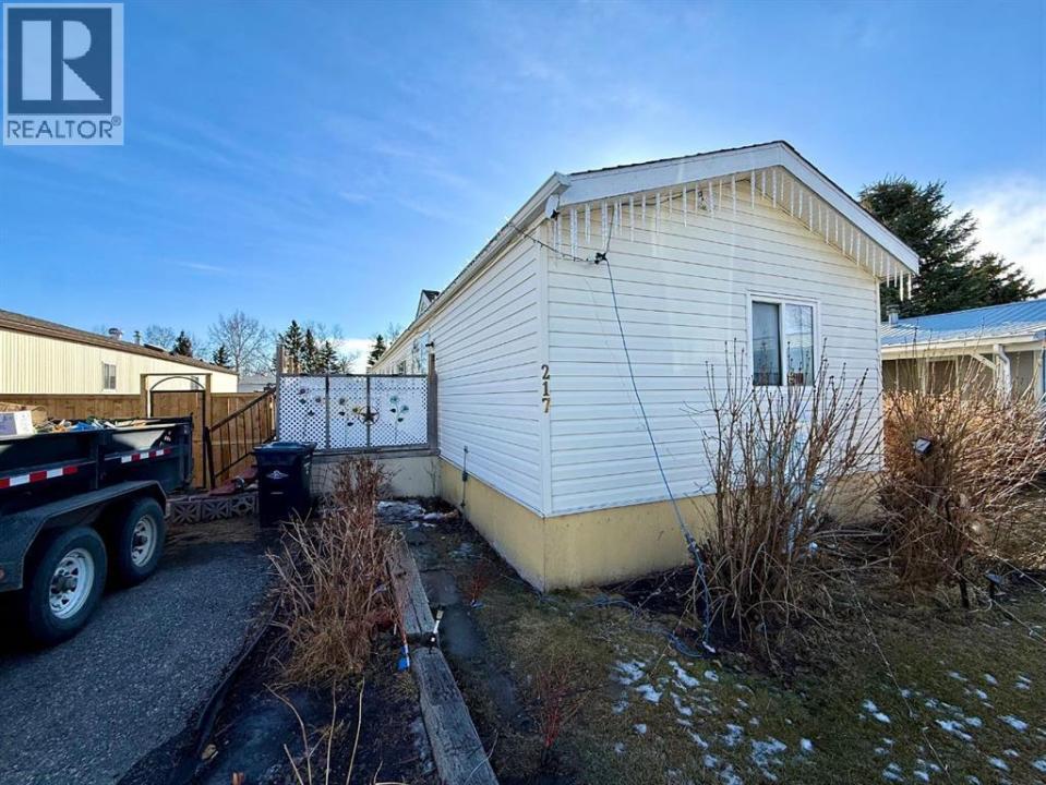 217 HOMESTEAD CLOSE SOUTHEAST, High River, Alberta T1V 1J8, Canada