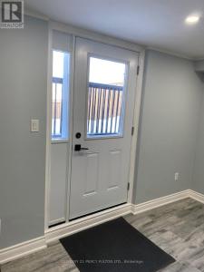 300 MILLER PARK AVENUE, Bradford West Gwillimbury (bradford), Ontario L3Z 0A7, Canadá