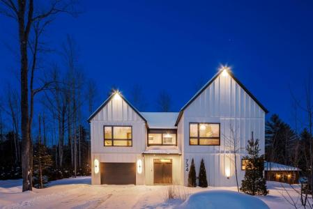 734  Ch. Viens, Magog, ケベック J1X 5N2, カナダ