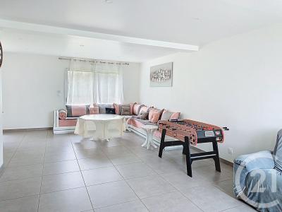 Zmień, Kraj Loary 53810, Francja