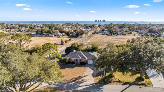 3377 Crestview Ln, Gulf Breeze, Florida 32563, USA