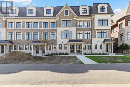 2150 TRAFALGAR ROAD, Oakville (ro River Oaks), אונטריו L6H 8A5, קנדה 