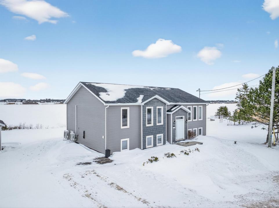 40 BAYSIDE ROAD, Summerside, プリンスエドワード島 C1N 4J9, カナダ