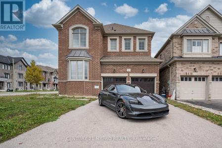 2 MANOR HAMPTON STREET, East Gwillimbury (sharon), Ontario L9N 0R1, Canada
