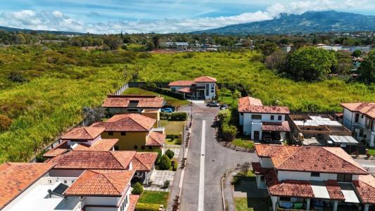  , Tures Santo Domingo, Heredia 00001, Costa Rica