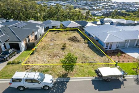 8 Turnock Drive, Cameron Park, NSW 2285, Australia