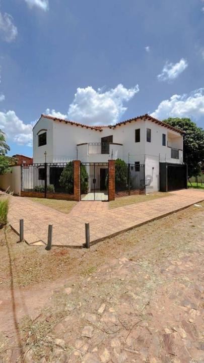 PF3X+QJ8 Luque , Luque, Central 00001, Paraguay