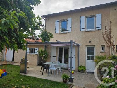 Beaumont St Cyr, פואטו-שראנט 86490, צרפת 