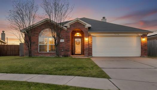 7426 Lake Front Trail, Arlington, Texas 76002, USA