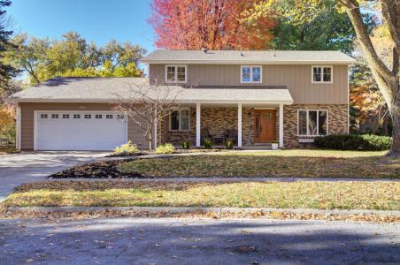 1941 Paulson Drive, Ames, Iowa 50010, USA