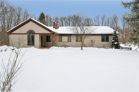 6023 Pioneer Trail, Hiram, Ohio 44234, USA