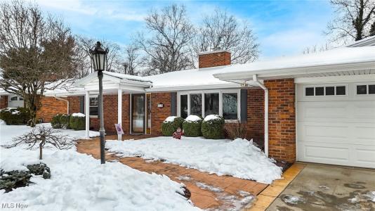 922 Glendale Road, Marietta, Ohio 45750, USA