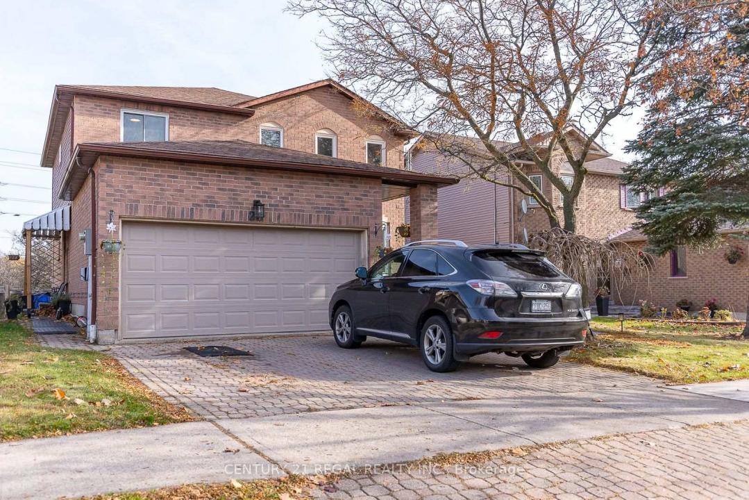 28 UPLAND DRIVE, Whitby, Ontario L1N 8H8, Kanada