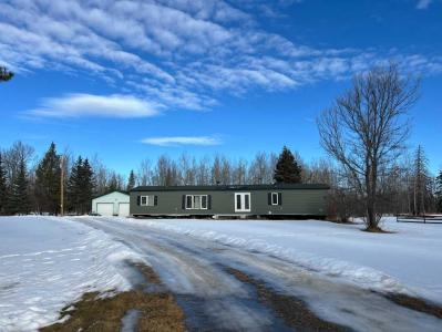53407 RANGE ROAD 155, Rural Yellowhead County, Alberta T7E 3B5, Canadá