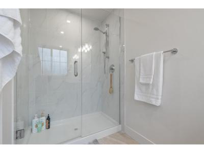 1928 WOODSIDE BOULEVARD, Agassiz, Colombie-Britannique V0M 1A1, Canada