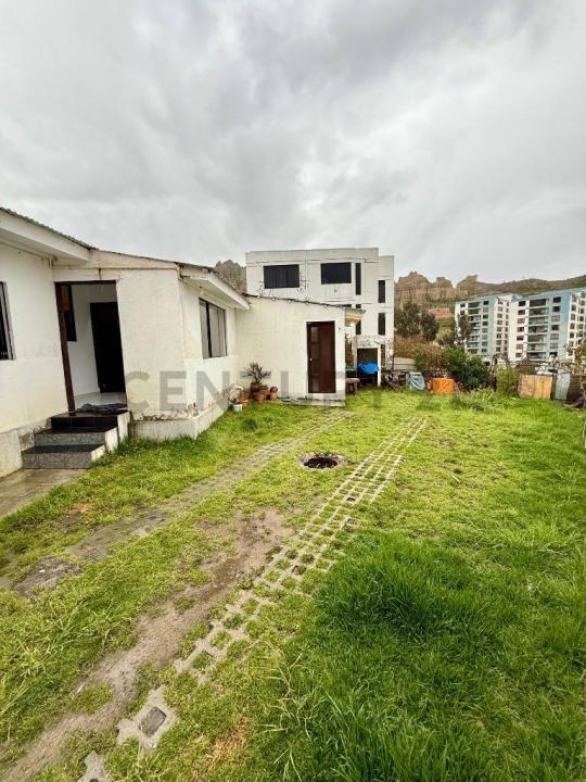 Urbanización Flor de Irpavi Calle perimetral A , Irpavi 2, La Paz 00001, 玻利维亚