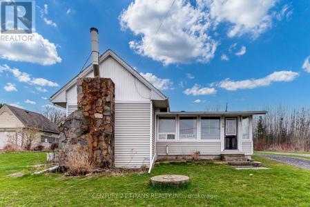 130 WEST BEACH ROAD, Clarington (bowmanville), オンタリオ L1C 3K3, カナダ