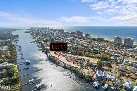 7832 Grand Lagoon Way, Panama City, 佛罗里达州 32408, 美国