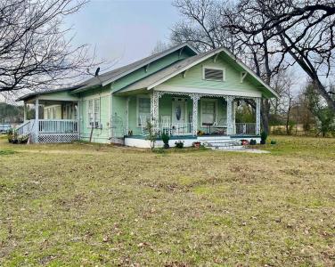 1023 N SPRING STREET , Grand Saline, Texas 75140, États-Unis
