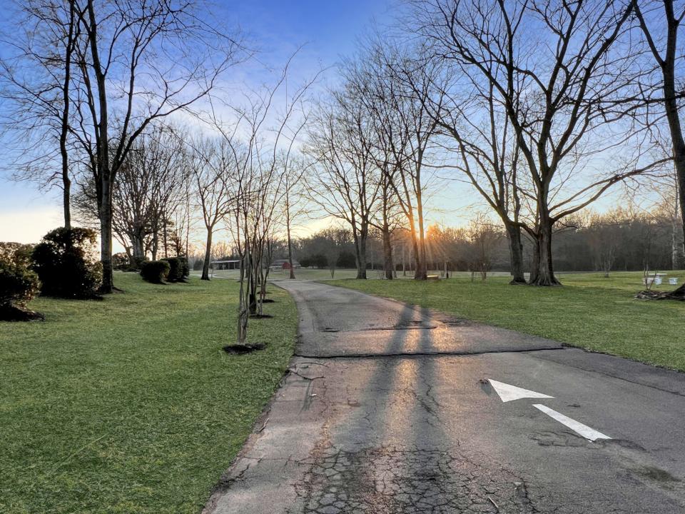 2982 Harvey Bowden Rd, パリ, テネシー 38242, アメリカ合衆国