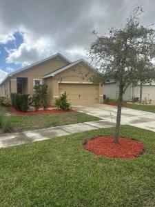 10958 SW Robbia Way, Port St Lucie, Florida 34987, USA